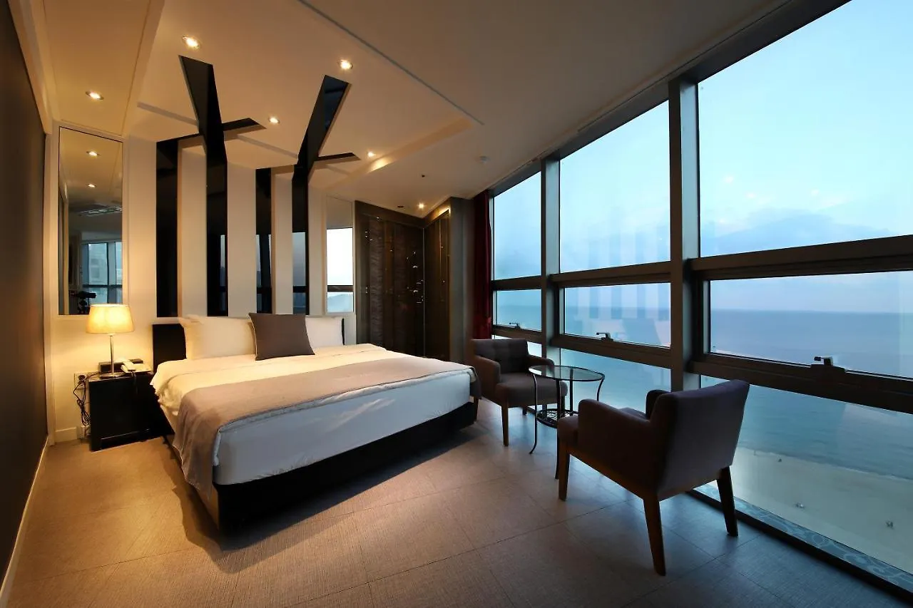 Nuri Hotel Busan 3*,  Südkorea
